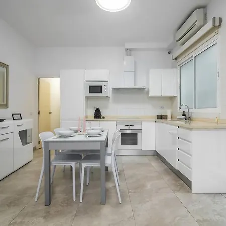 Apartment Alma ,6 Paxs ,wifi , Playa Canteras, Ocio