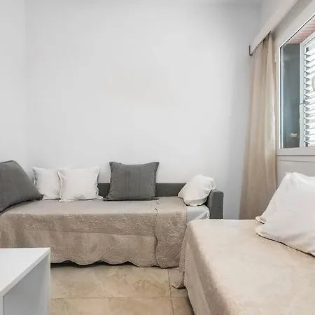 Apartment Alma *