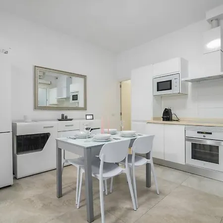 Alma ,6 Paxs ,wifi , Playa Canteras, Ocio Лас-Пальмас-де-Гран-Канарія