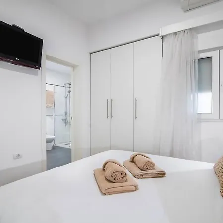 Alma ,6 Paxs ,wifi , Playa Canteras, Ocio *