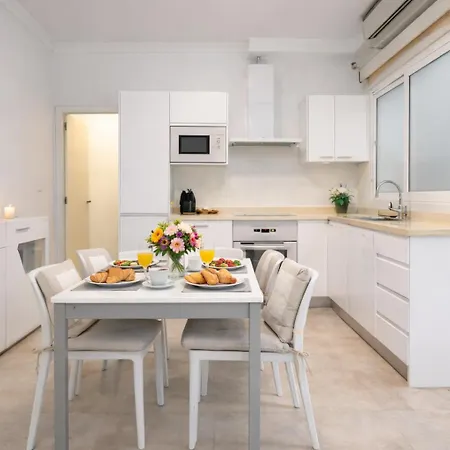 Alma ,6 Paxs ,wifi , Playa Canteras, Ocio Apartamento