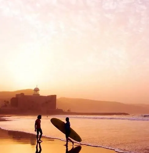 Alma ,6 Paxs ,wifi , Playa Canteras, Ocio Apartamento